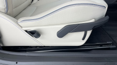 MINI Cooper 135kW E Exclusive [Level 2] 41kWh 3dr Auto Electric Hatchback